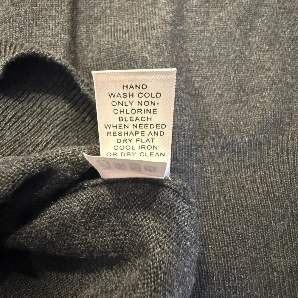 Banana Republic Mens Large Silk Cashmere Sweater Dark Gray